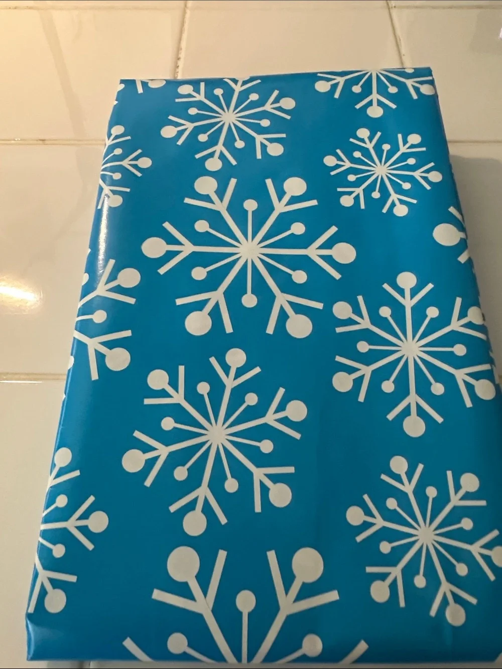 Snowflake Reversible Gift Wrap